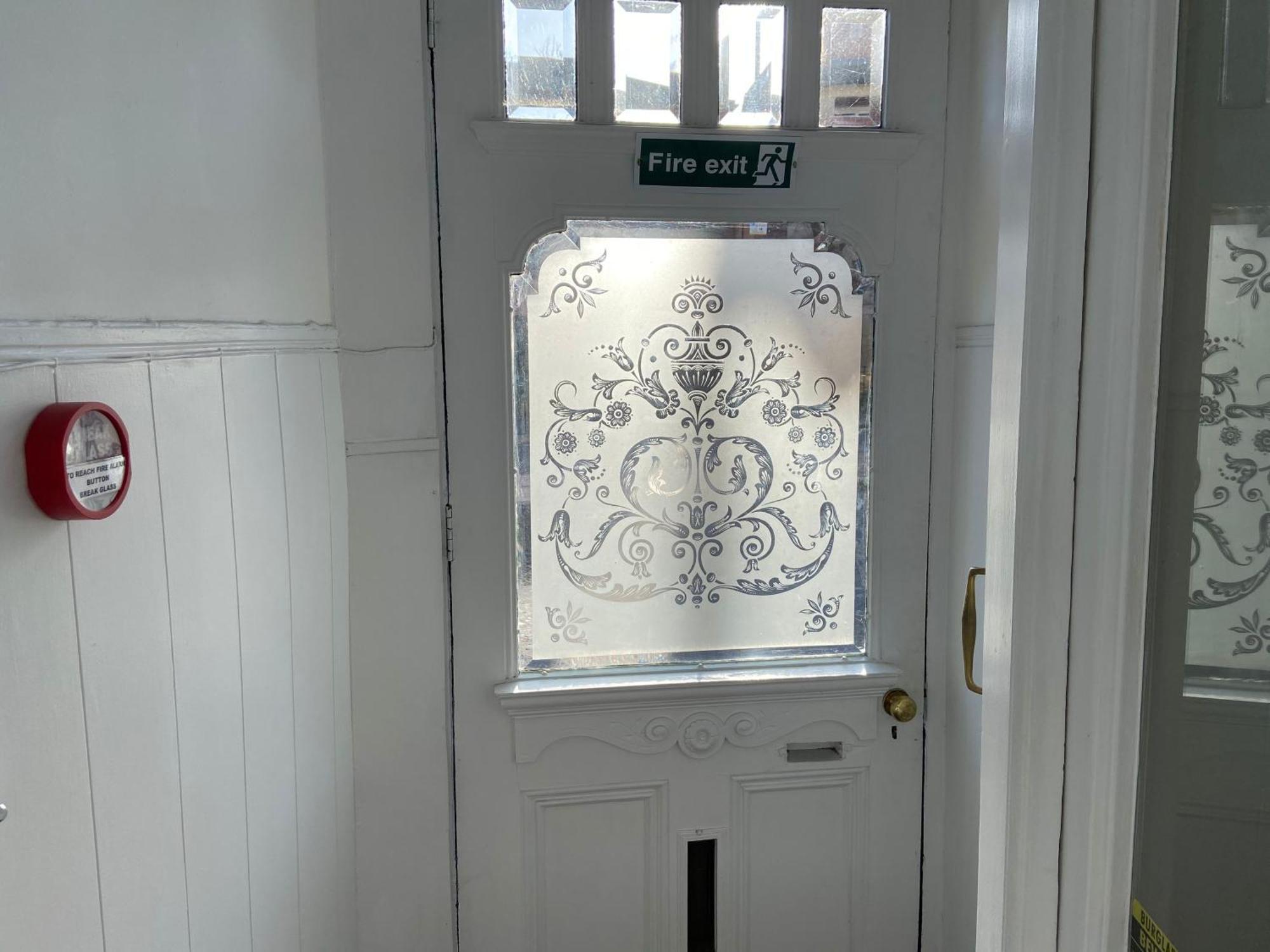 Deluxe Three Bed Bnb In Henley-On-Thames Near Station River & Town Centre Buitenkant foto